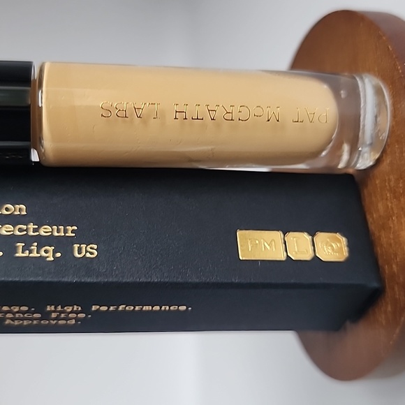 Pat McGrath Skin Fetish Sublime Perfection Concealer - LM14 - Picture 4 of 9